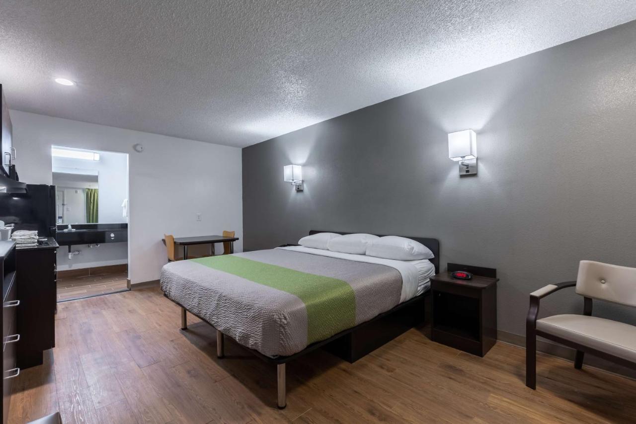 Studio 6-Bryan, Tx - University Area Екстериор снимка