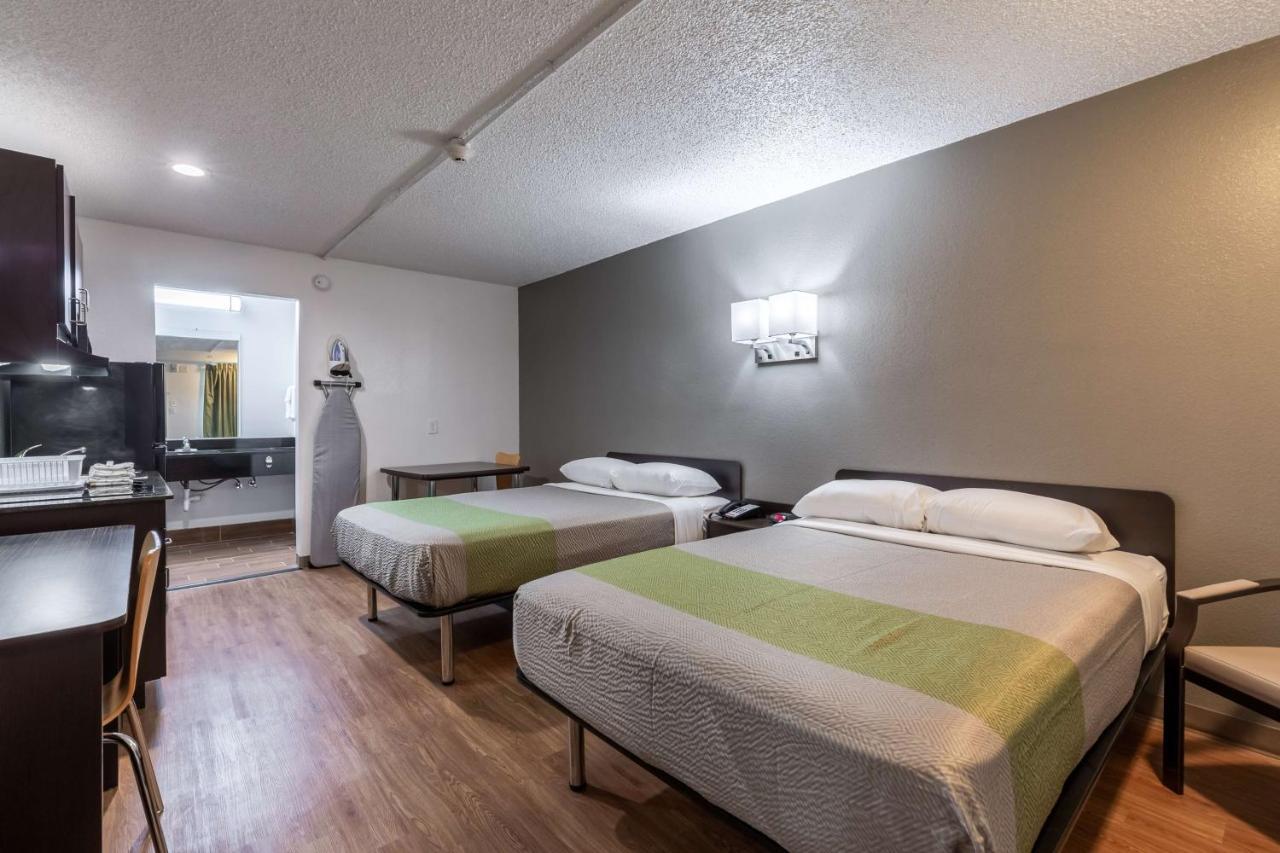 Studio 6-Bryan, Tx - University Area Екстериор снимка